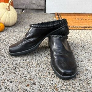 Womens Black Leather Shoes